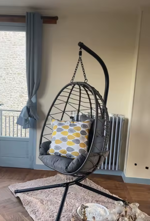 Hangende Egg Chair met Verstelbare Hoogte – Schommelstoel met Metalen Frame voor Binnen en Buiten - 
Gratis verzending in Nederland